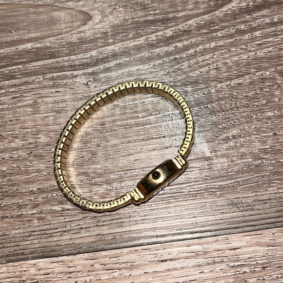 Vintage Sarah Coventry Watch - Picture 2 of 2